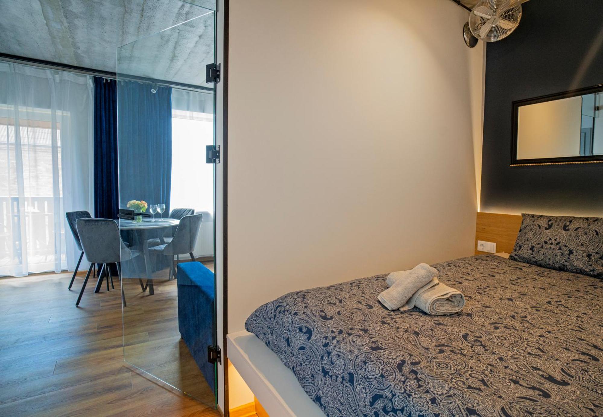 Fort63 Apartments Каунас Номер фото